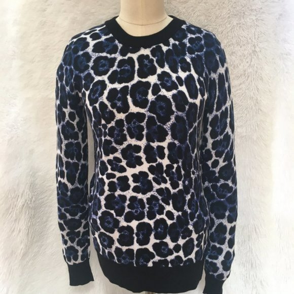 Michael Kors Sweaters - 🎉HP🎉Michael Kors Leopard Sweater Top